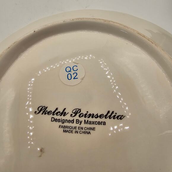 Maxcera Serving Bowl Sketch Poinsettia Holiday Ceramic 12in Festive Dinnerware - Picture 6 of 8